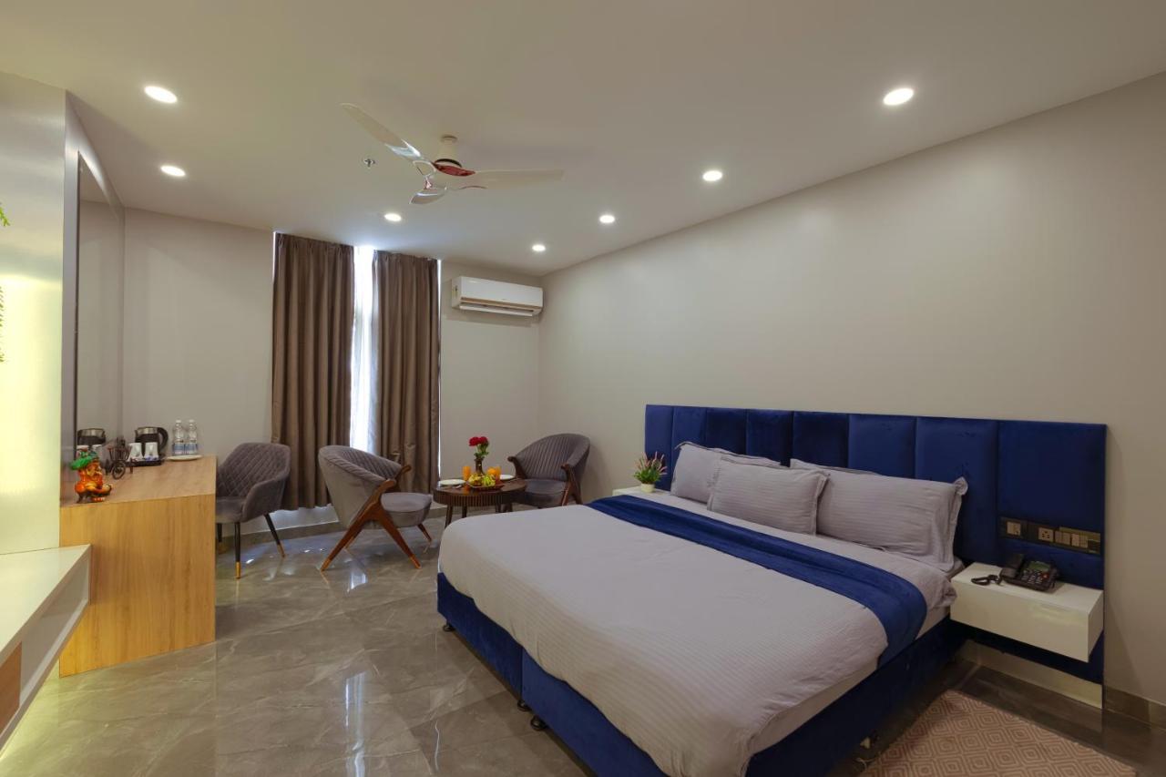 Hotel Bay Laurel Retreat Faridabad Εξωτερικό φωτογραφία