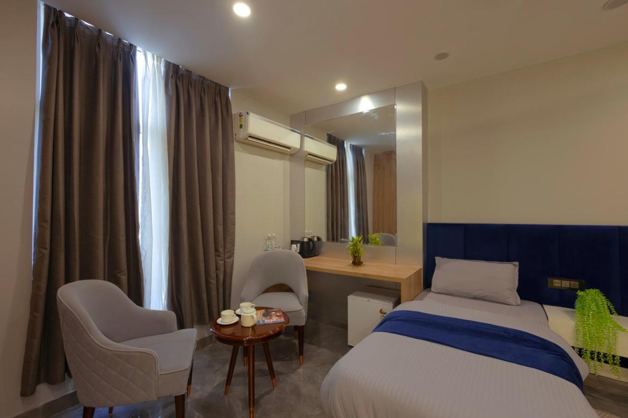 Hotel Bay Laurel Retreat Faridabad Εξωτερικό φωτογραφία